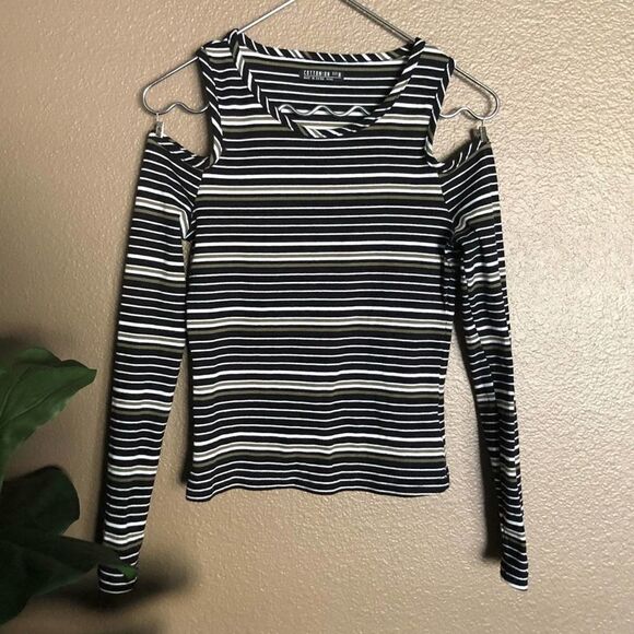 Cotton On Cold Shoulder Striped Long Sleeve - Picture 1 of 3